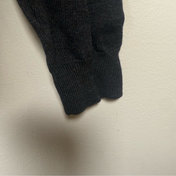 Brooks Brothers Men Gray Merino Wool V Neck Sweatshirt Size Medium - Picture 6 of 8